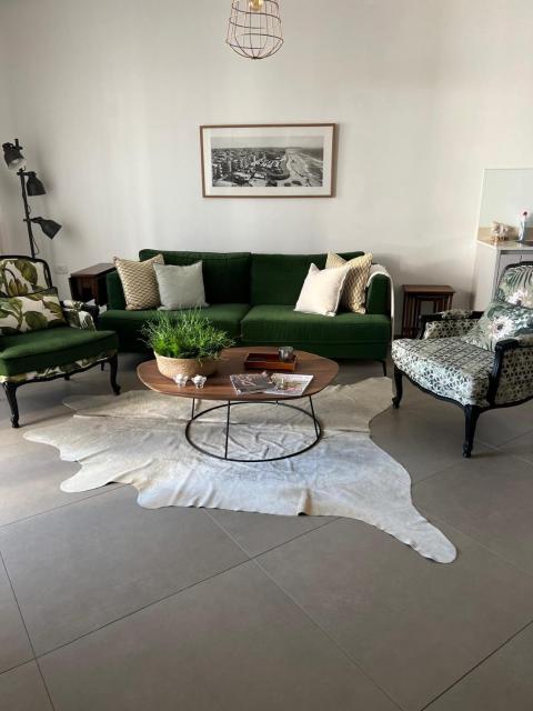 Amazing Lux 2Br Apt at Bezlael Market