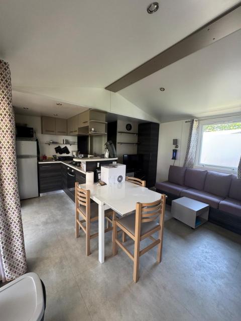 Bungalow 87, wifi, 3ch, 6-8 personnes Camping Siblu Le Lac des Reves