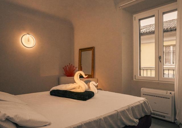 Heart of Piacenza Luxury Apt, 100m Piazza Cavalli