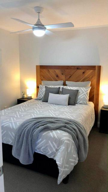 Redwood Cottage - Essential Comfort