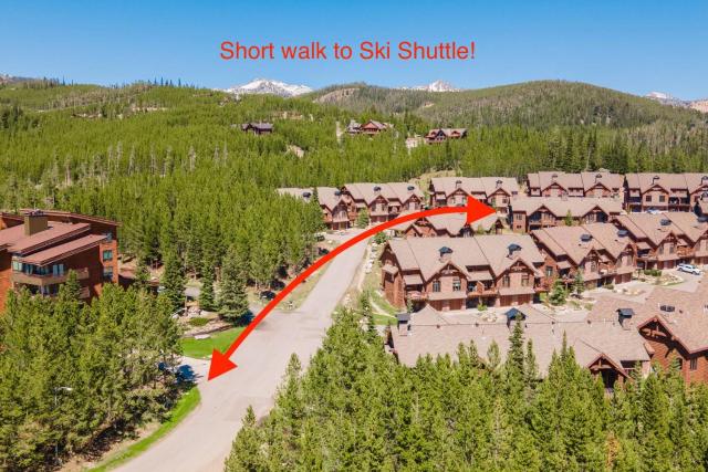 Cozy Condo | Hot Tub Views | Steps to Ski Shuttle