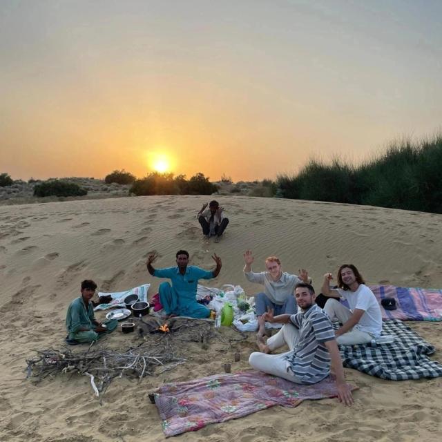 Jaisalmer Hostel Camel Castle & Safari