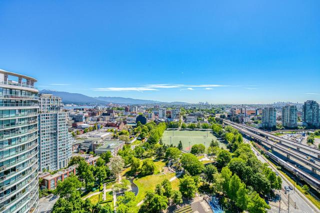 Central City Location, Bay View, One Free Parking