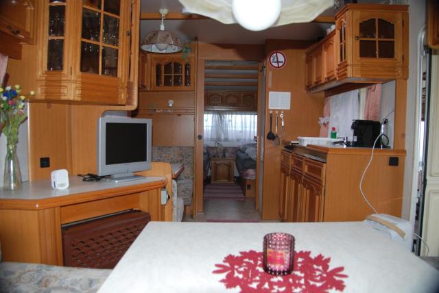 Weinberg-Panorama- Mobilhome - Wohnwagen