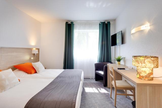 Brit Hotel le Cygne