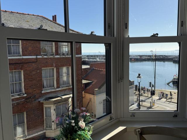 Merchants Quarters - Laguz & Othala - Two Stunning Apartments in one booking - both with Harbour and Sea views - free roof top terrace with sea and harbour view and central location to beaches amenities restaurants and harbour