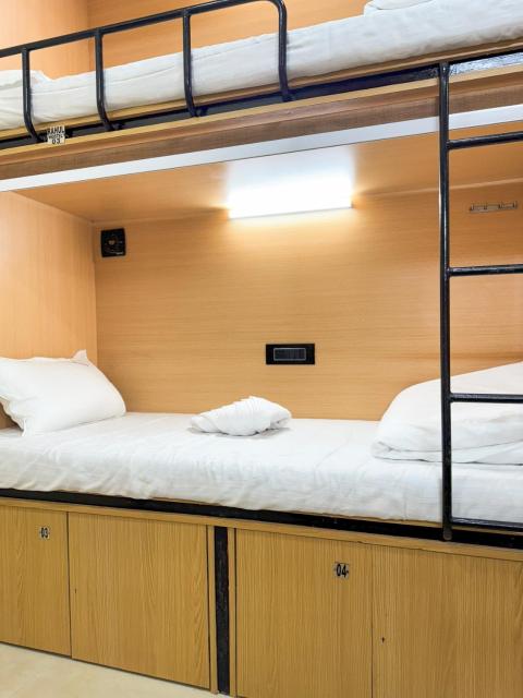 Rahul Men's AC Dormitory