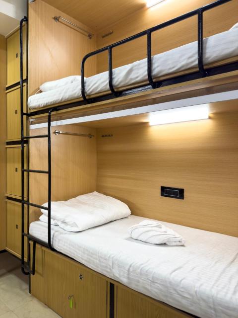 Rahul Men's AC Dormitory
