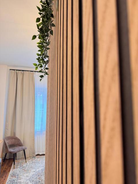 3-Raum-City-Apartment Ost-1