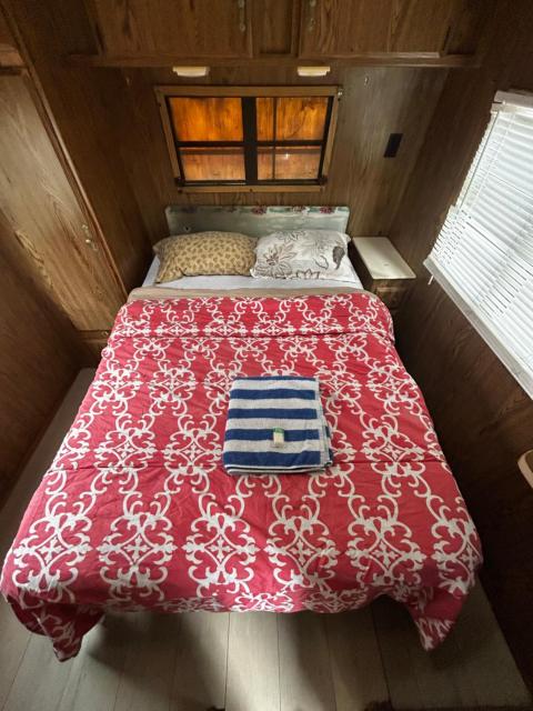 Affordable Rooms in RV Trailer