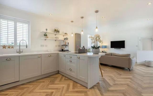 Coastal Cottage in North Wales With Hot Tub