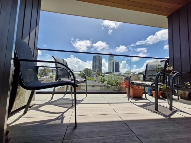 Takapuna Apartment