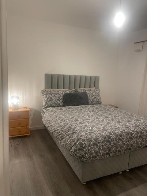 Lovely room close to the airport