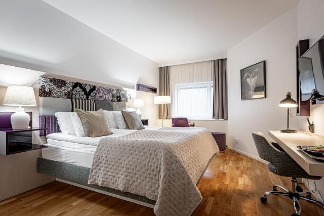 Injoy Premium Hotel Solna