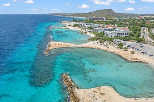 Palm Piscadera · Ocean Views · Pool · Beaches