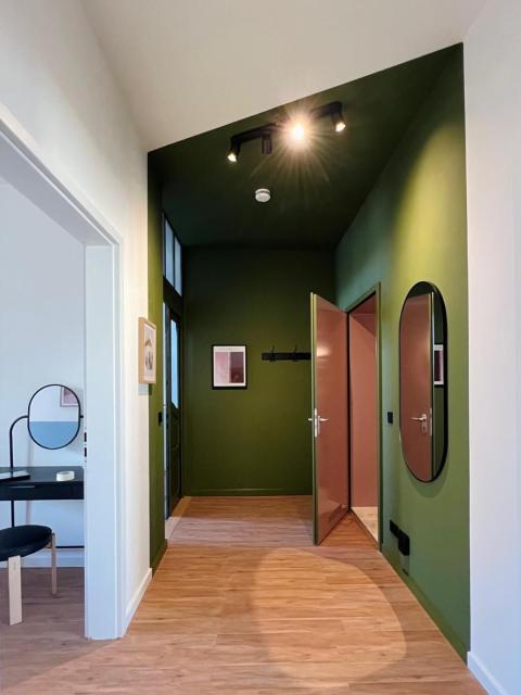 Atelier Noé NOIR - Kunstvoll Wohnen - Wunderbares Frühstück möglich - Ruhig und nah am Zentrum -