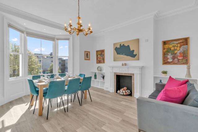 City Chic Townhouse By My Getaways