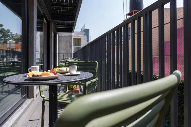 Capitalia - Simply The Best Condo