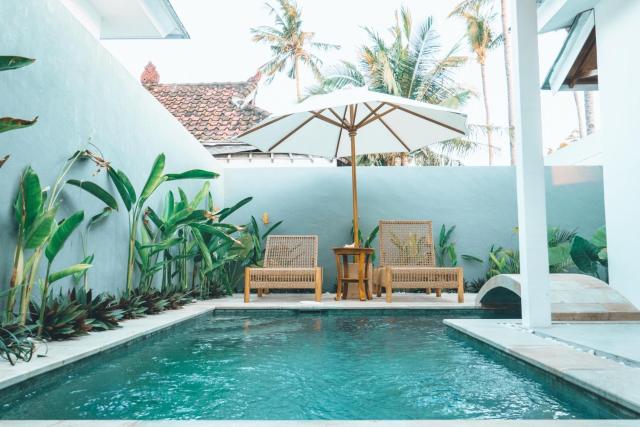 Villa Dot -Beach Front and private pool villa