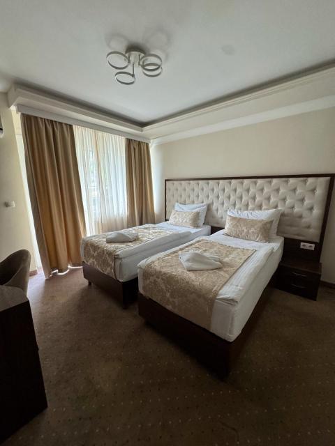 Hotel Turist 98
