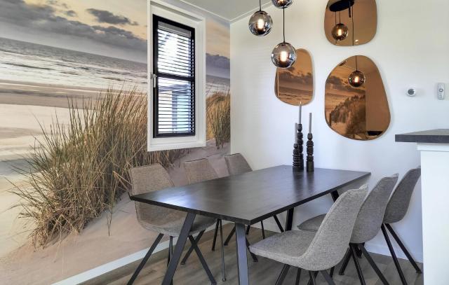 Amazing Home In Voorthuizen