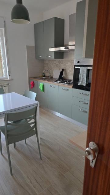 Lakeview Balcony Apartment in Bolsena