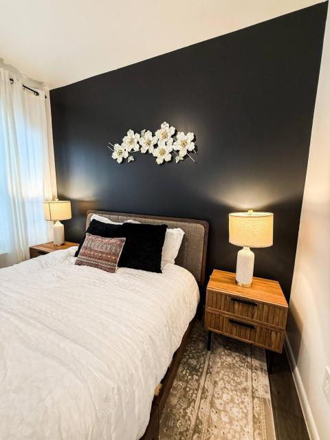 All You Need | Med Center Studio | Gated Parking!