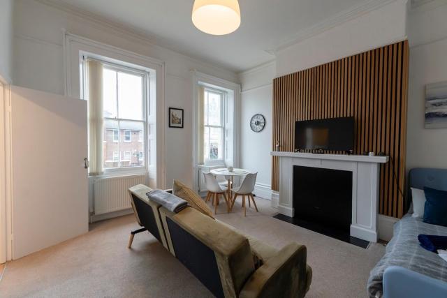 Spacious Studio in Central Brighton - Free Parking