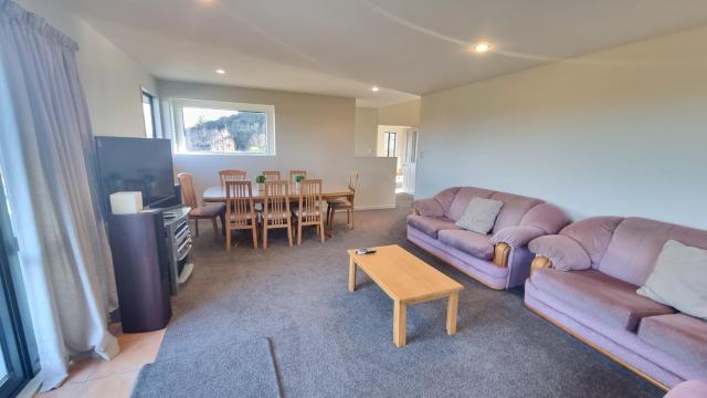 18b Oregon Heights