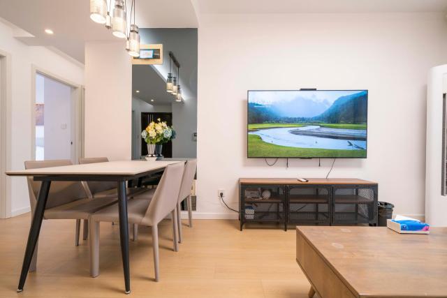 Tyms Family Apt Spacious 3BR for Groups & Families