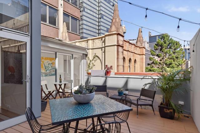 Split Level City Loft with Private Balcony