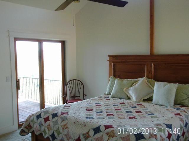 Spectacular Views and Rural Setting Close to Boise