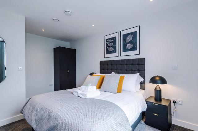 Luxury 1BR Self Check-in 10Mins to City Centre
