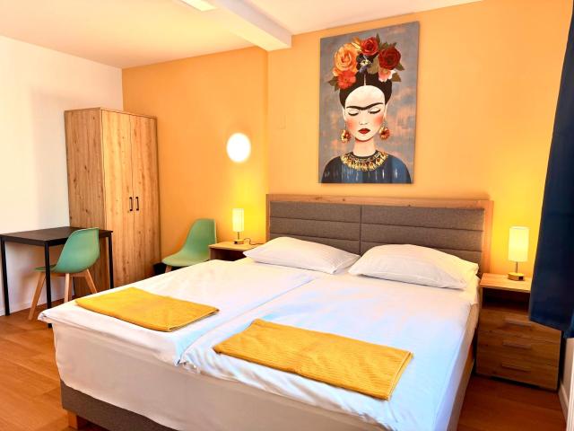 A&T Hotel & Hostel