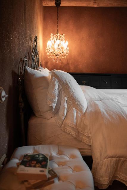 Castelul de Lut - Eco Boutique Guesthouse