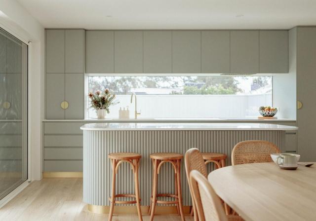 White Haven Port Willunga 6 Bedroom group entertainer with Games shed and Pizza oven