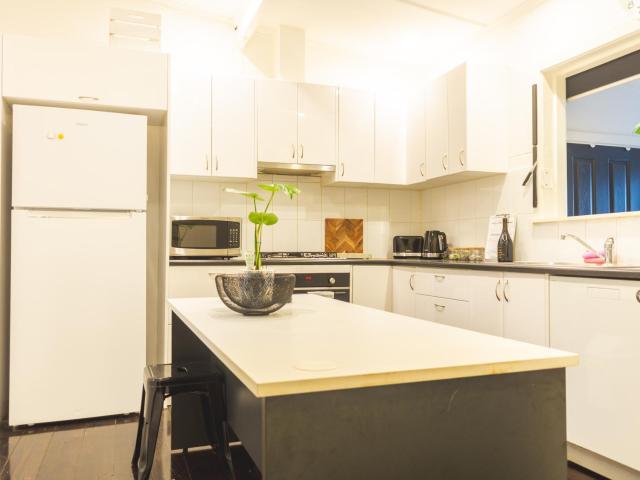 Secluded Hackney Cottage Near Botanic Gardens with Free Parking - Koala Stay