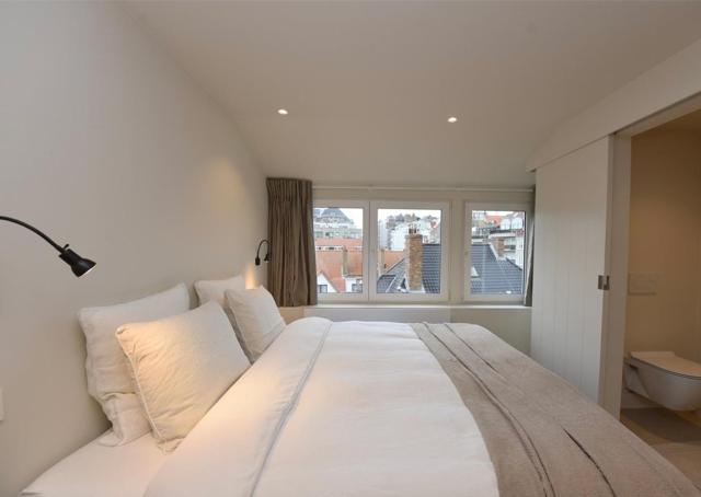 Ocean Suite 45 by BLOSS
