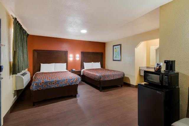 Relax Inn & Suites