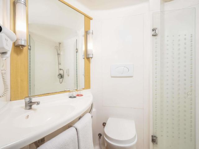 Ibis Gading Serpong