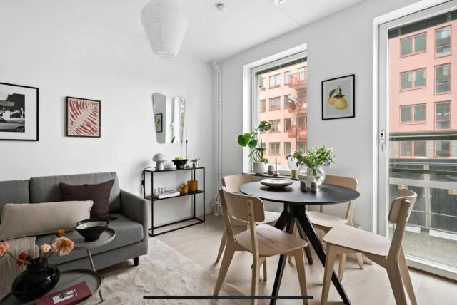 Bright and modern studio with a great location