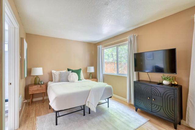 Stay Portland - Peaceful Johns Landing Studio - Near OHSU