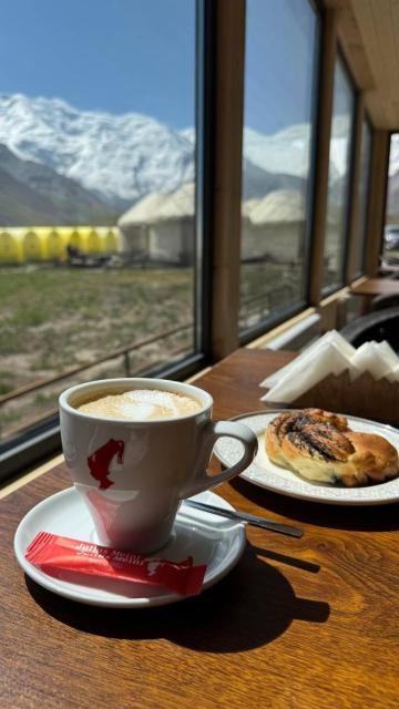 Yurt Glamping Edelweiss Meadow at the foot of Lenin Peak