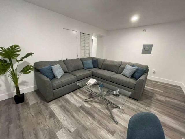 KING OF MIAMI - 1 mile from Brickell 2BD Apartment!