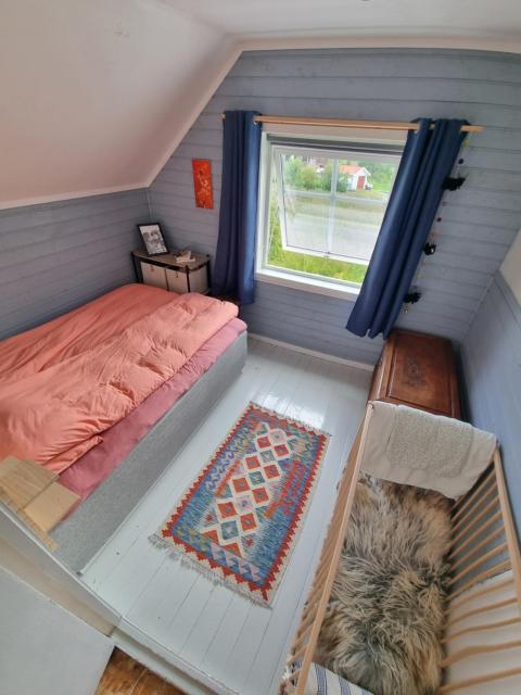 Hus i naturskjønne omgivelser