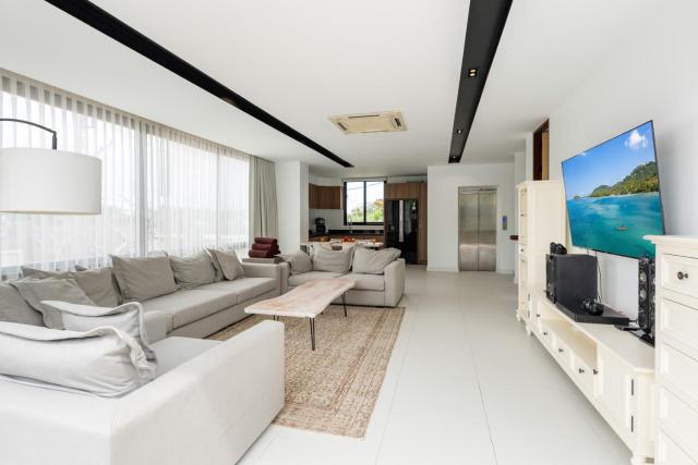 Tranquil 3-Storey Villa with Private Pool - The Bay C1