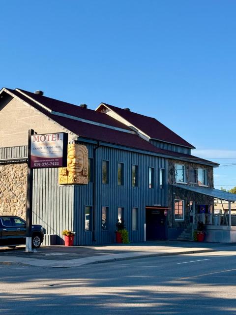 Motel Bellefeuille