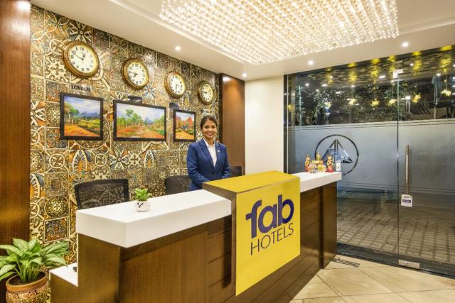 FabHotel De Sivalika - 500m from Belur Math