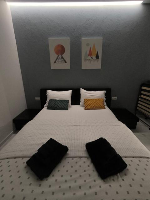 Alex Home Patras