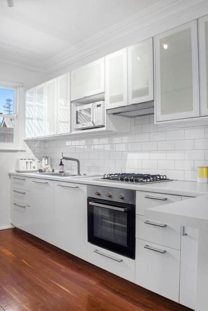 Coastal Classic - Apt near the Ocean